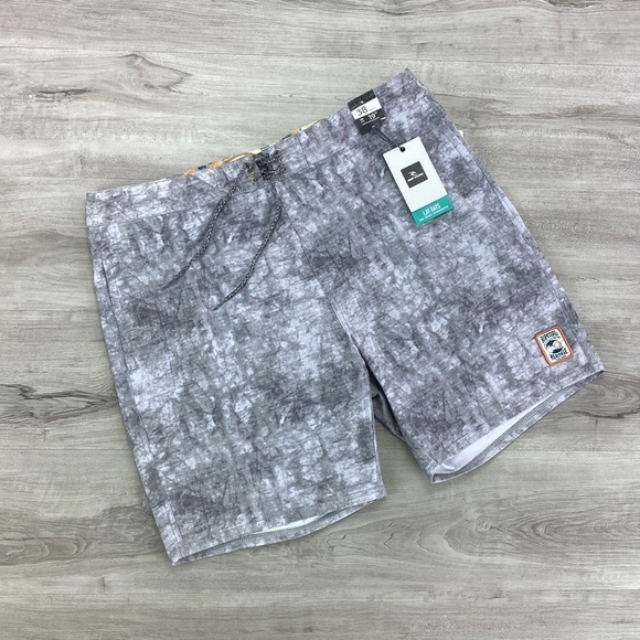 RIP CURL- Heritage sun drenched lay BOARD SHORTS - Picture 2 of 13